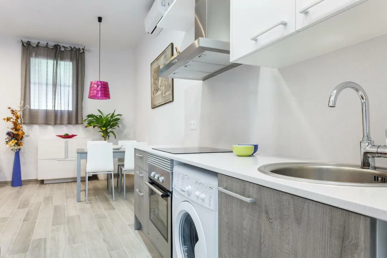 Beautiful Apartment 20 Minutes From City Center L'Hospitalet de Llobregat